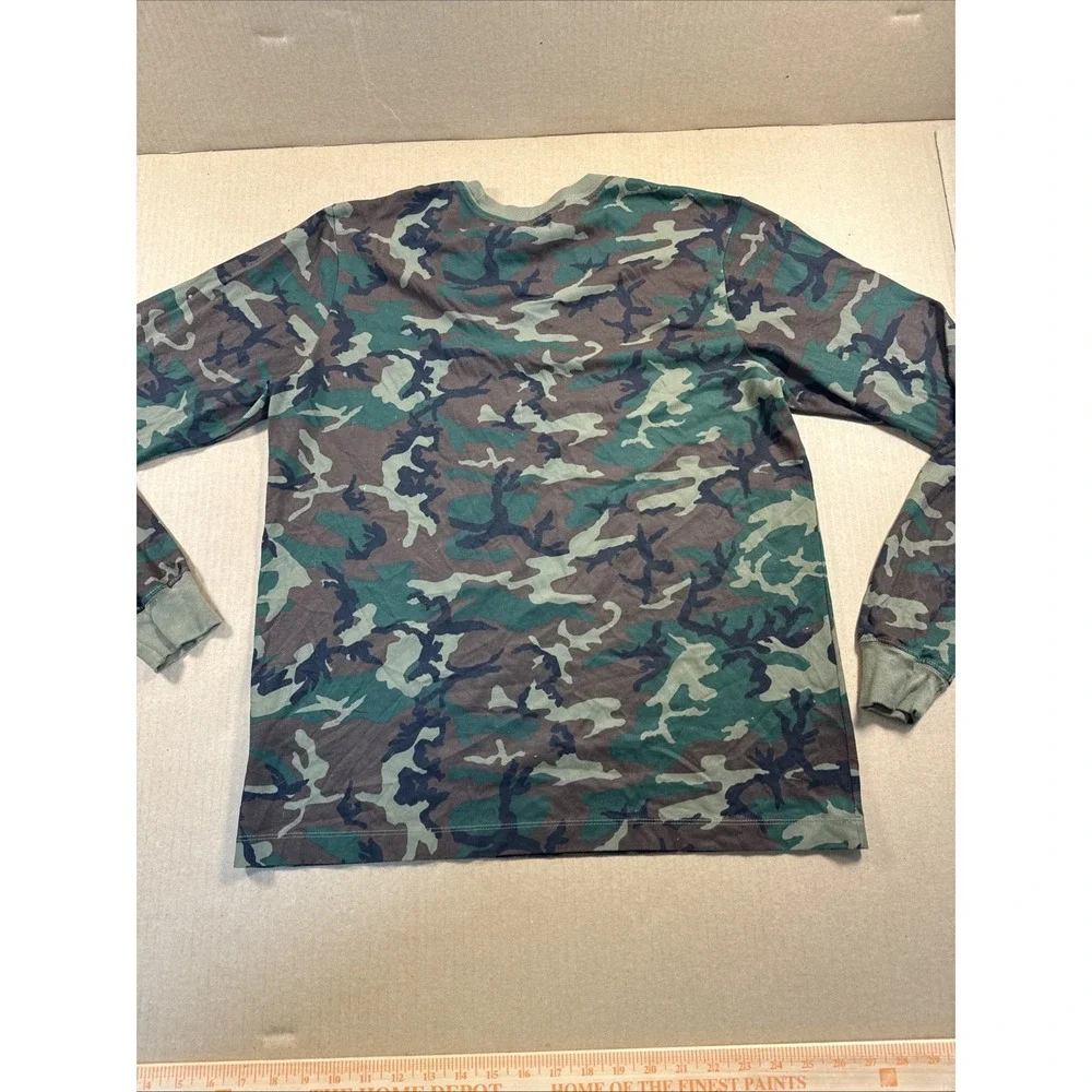Jordan Men's M Green Camo Long Sleeve Crew‎ Neck Tee UNC Tar Heels USA Flag